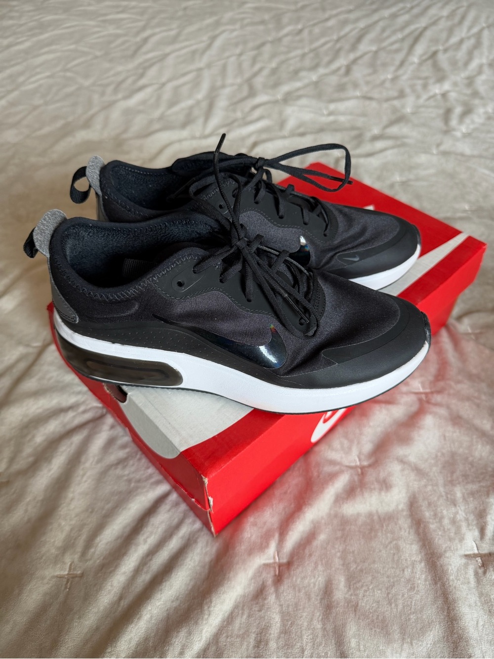 Nike Air Max Dia Black Athletic Sneakers